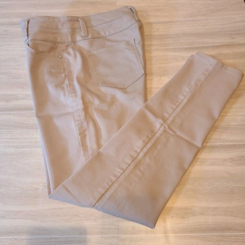Tinseltown Denim Couture Womens Stretch Skinny Jeans Mid Rise Blush Pink Size 9